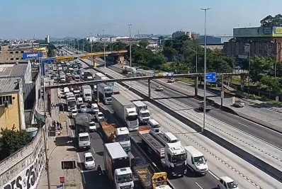 Engarrafamento chega a 184 km na cidade do Rio; número 138% acima da média