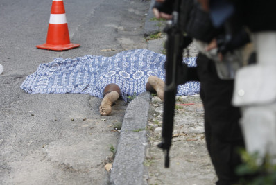 Tentativa de invasão ao Morro dos Macacos deixa três mortos