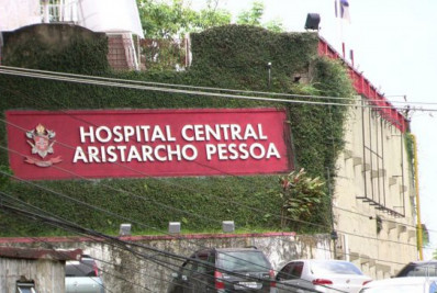 Bombeira baleada em assalto na Tijuca é transferida e segue no CTI