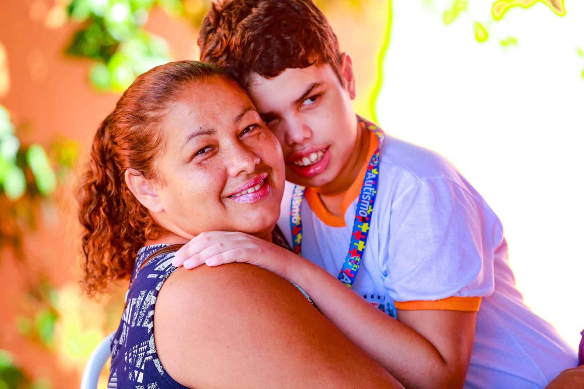 Aparecida Ferreira com o filho Miguel. Ela destacou que aluta &eacute; di&aacute;ria - Rafael Barreto/PMBR