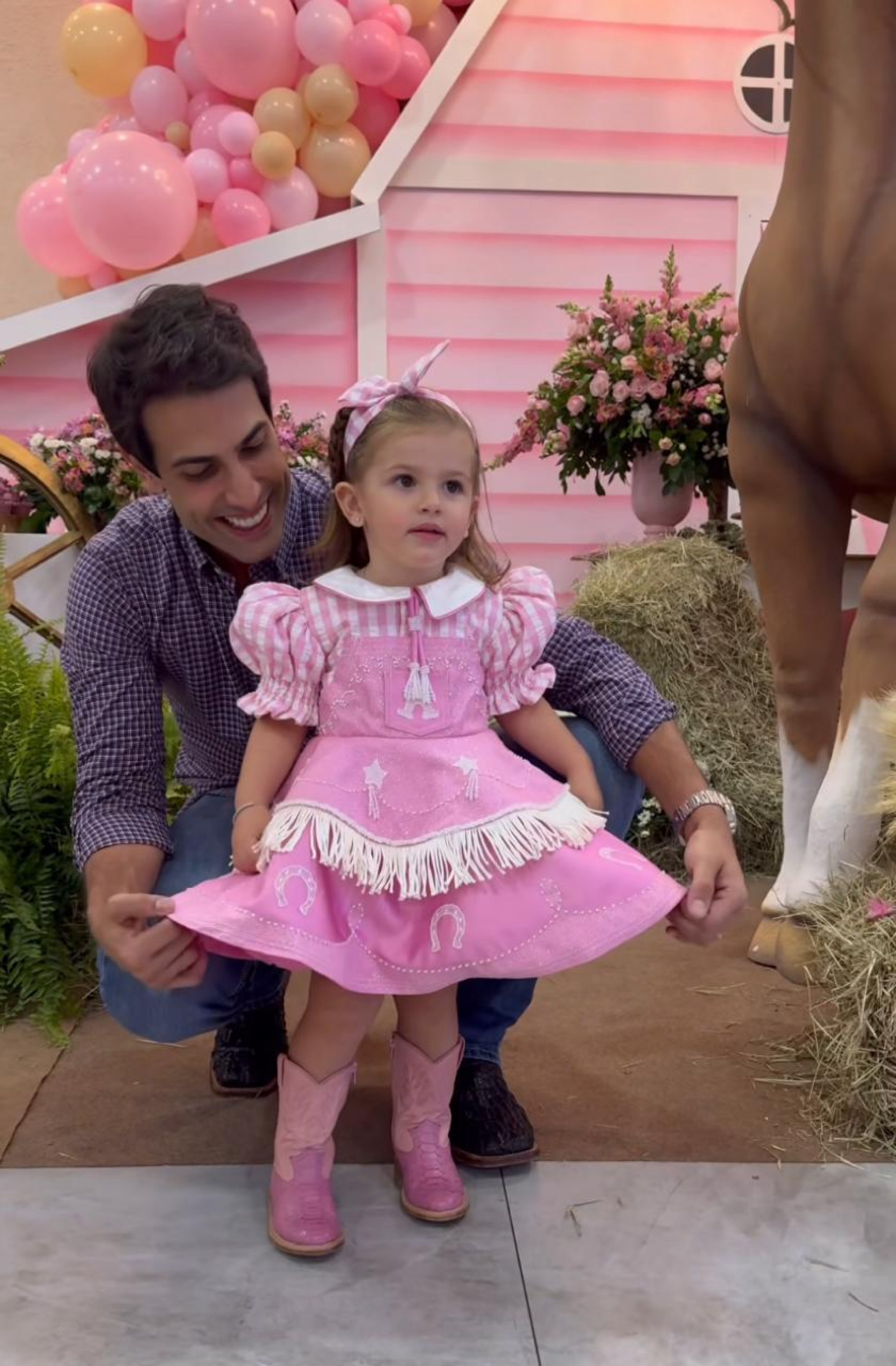 Bárbara Evans mostra detalhes do aniversário da filha - Reprodução/Instagram