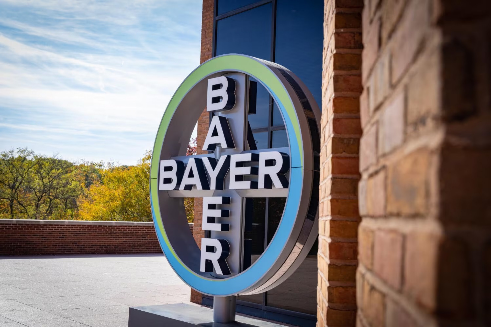 Bayer abre mais de 100 vagas de estágio no Brasil com bolsa-auxílio de até R＄ 2.800