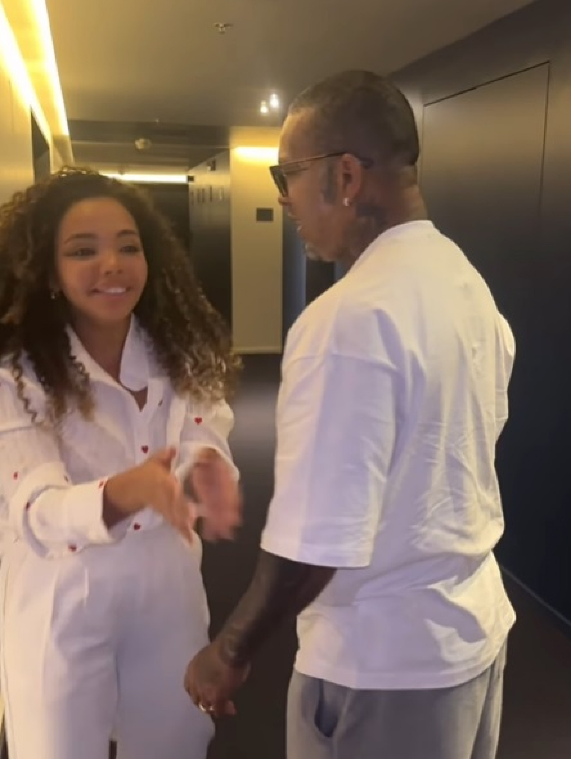 Pitel reencontra Rodriguinho em hotel - Reprodução de vídeo