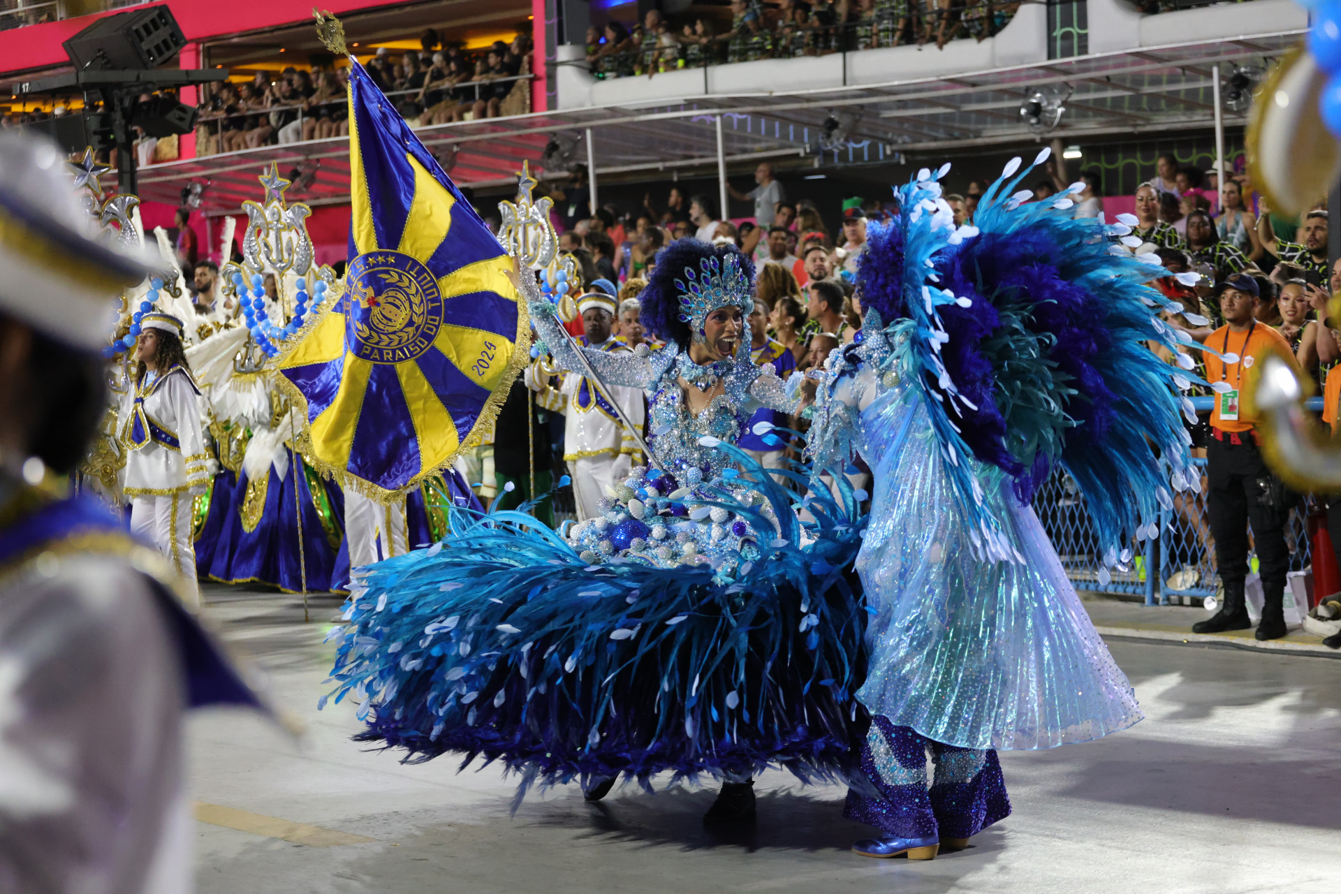 Primeiro casal de mestre-sala e porta-bandeira do Tuiuti no desfile de 2024 - Rafael Arantes / Divulgação