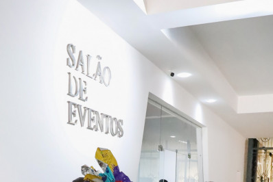 Santuário Cristo Redentor promove almoço e entrega bombons para pessoas em situação de rua