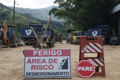 Governo do Estado intensifica esforços para reabrir a RJ-127