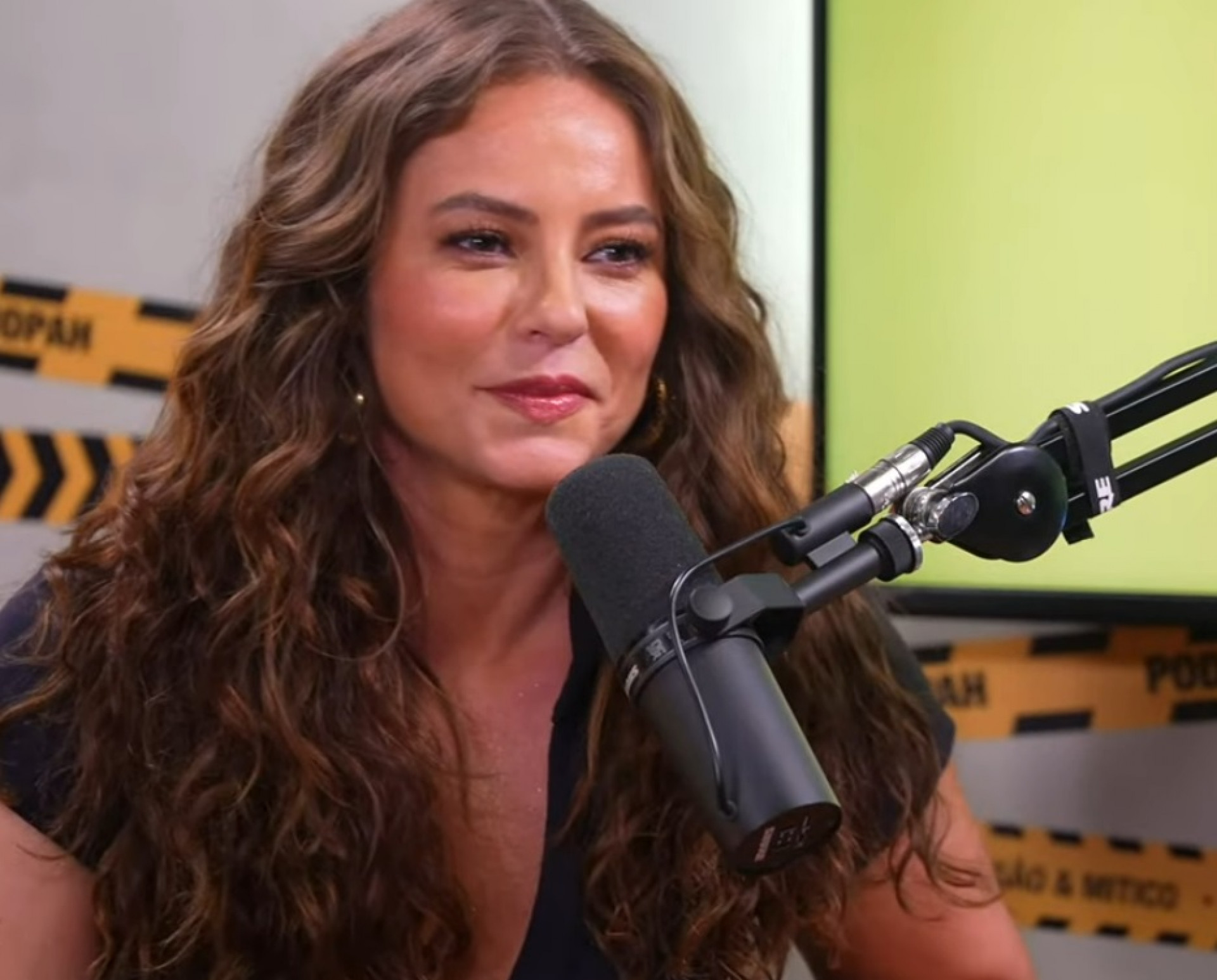 Paolla Oliveira participa do 'Podpah' - Reprodução de vídeo