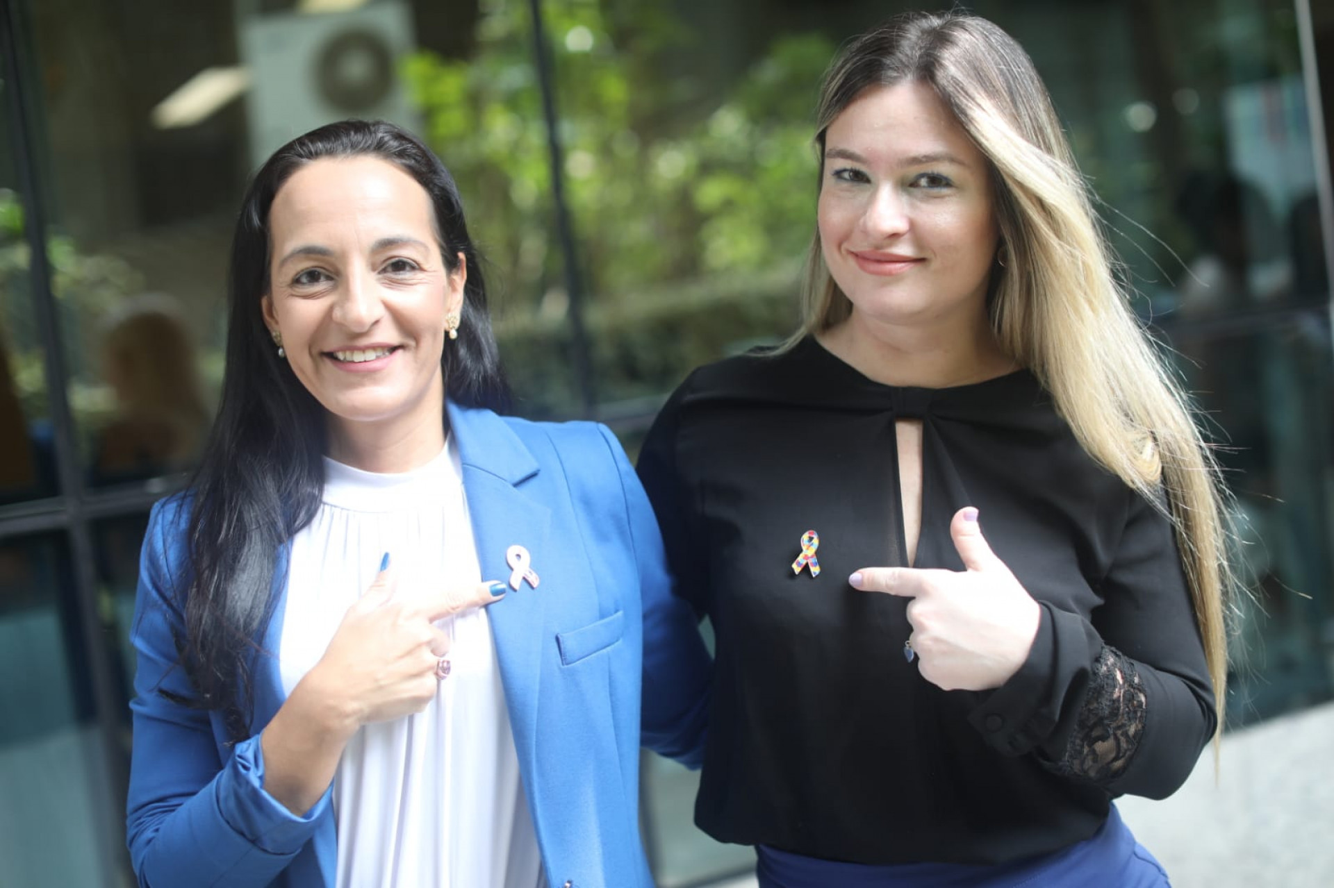 Monique Nogueira (esq.) e Andrea Assis (dir.), sócias fundadoras do Instituto Como Assim Deficiência - Pedro Ivo / Agência O Dia