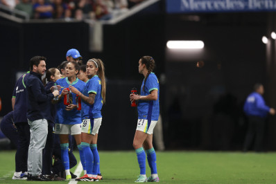 Técnico Arthur Elias elogia a Seleção feminina mesmo após eliminação: 'Grande partida' 