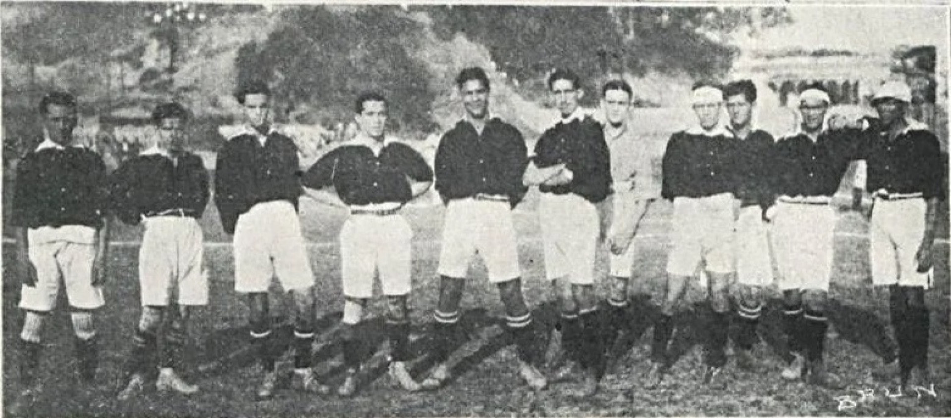 Um dos primeiros times de futebol da hist&oacute;ria do Vasco, em 1917 - Acervo/Vasco da Gama