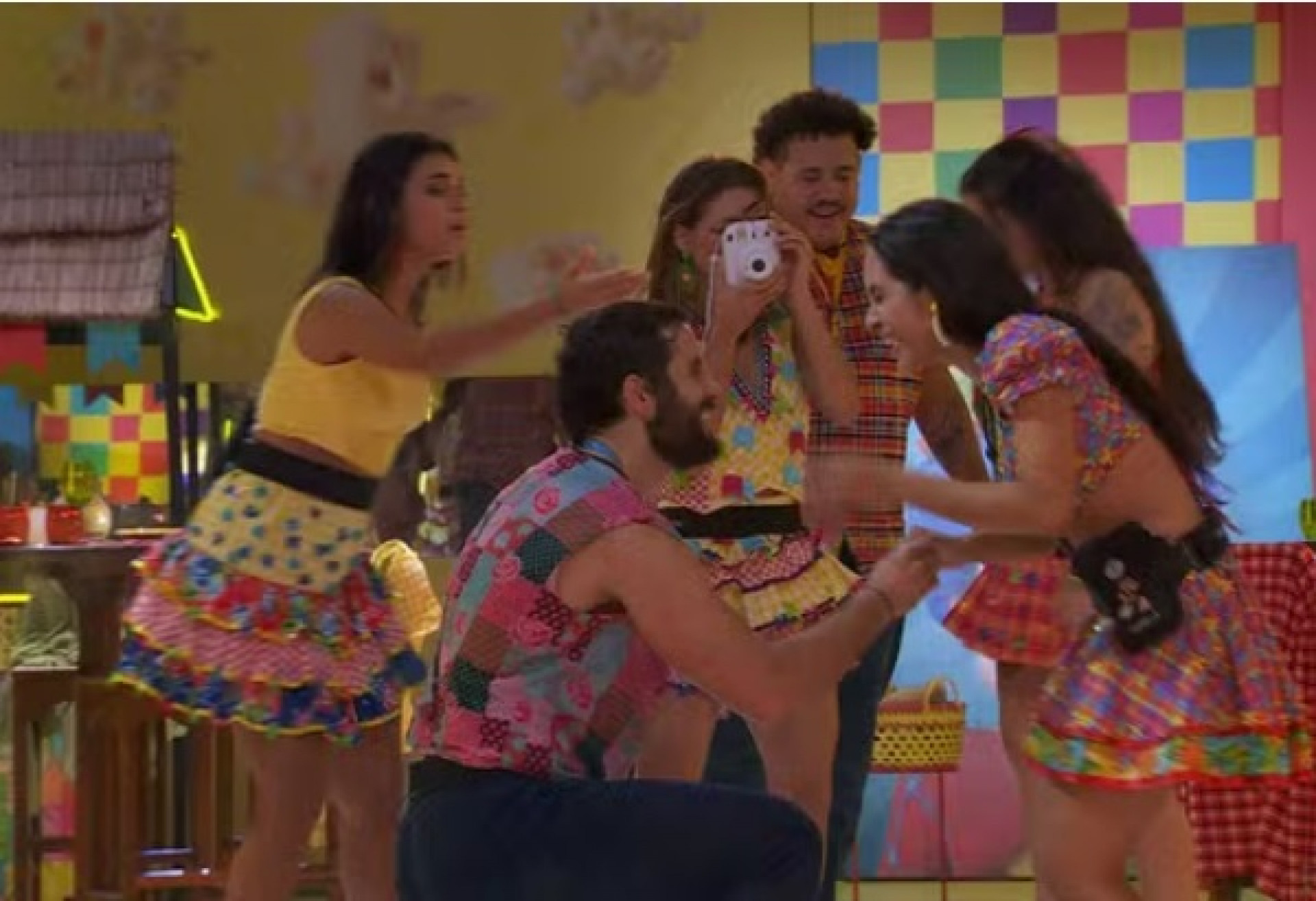 Isabelle e Matteus durante a festa do 'BBB 24' - Reprodução de vídeo