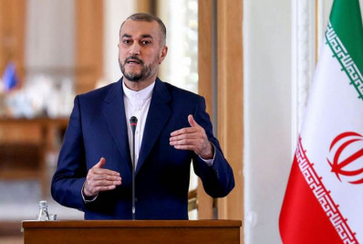 Irã acusa EUA de ter aprovado bombardeio contra consulado na Síria