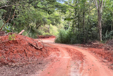Situação crítica no trajeto à Cachoeira da Anorosa frustra quem busca lazer no local
