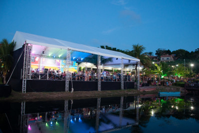 Pedacinho do Céu leva mais de 15 mil pessoas ao Deck Pôr do Sol, em Araçatiba