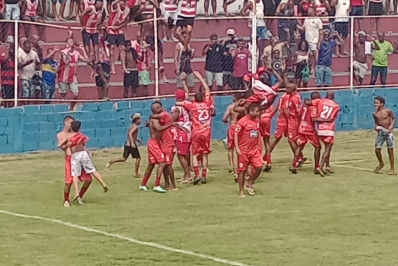 Raça é campeão da Copa Brasileirão da Baixada Master em Belford Roxo