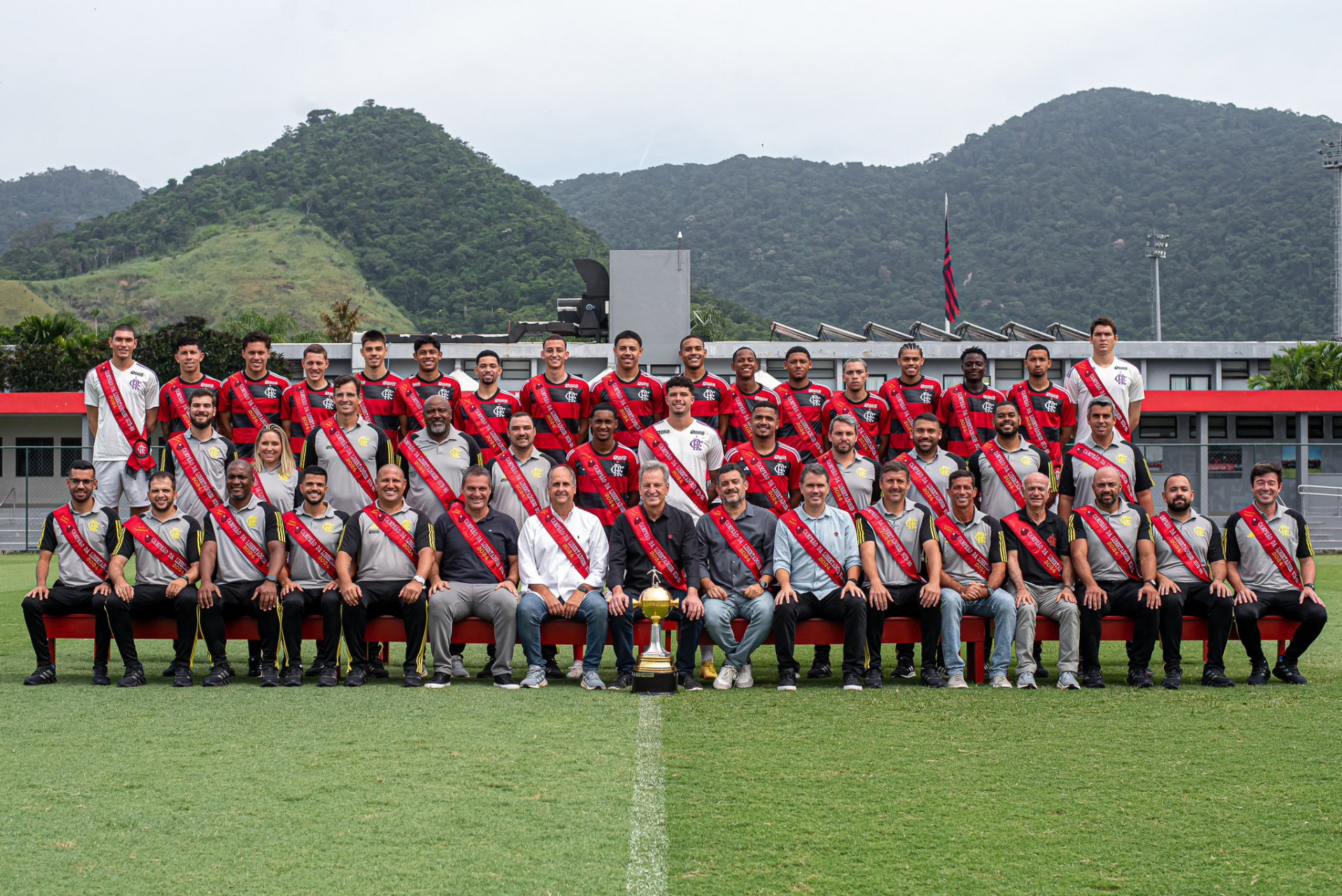 Foto oficial do Flamengo, campeão da Libertadores sub-20 de 2024 - Paula Reis / CRF