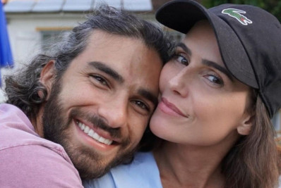 Hugo Moura publica fotos de Deborah Secco e ganha declaração da atriz