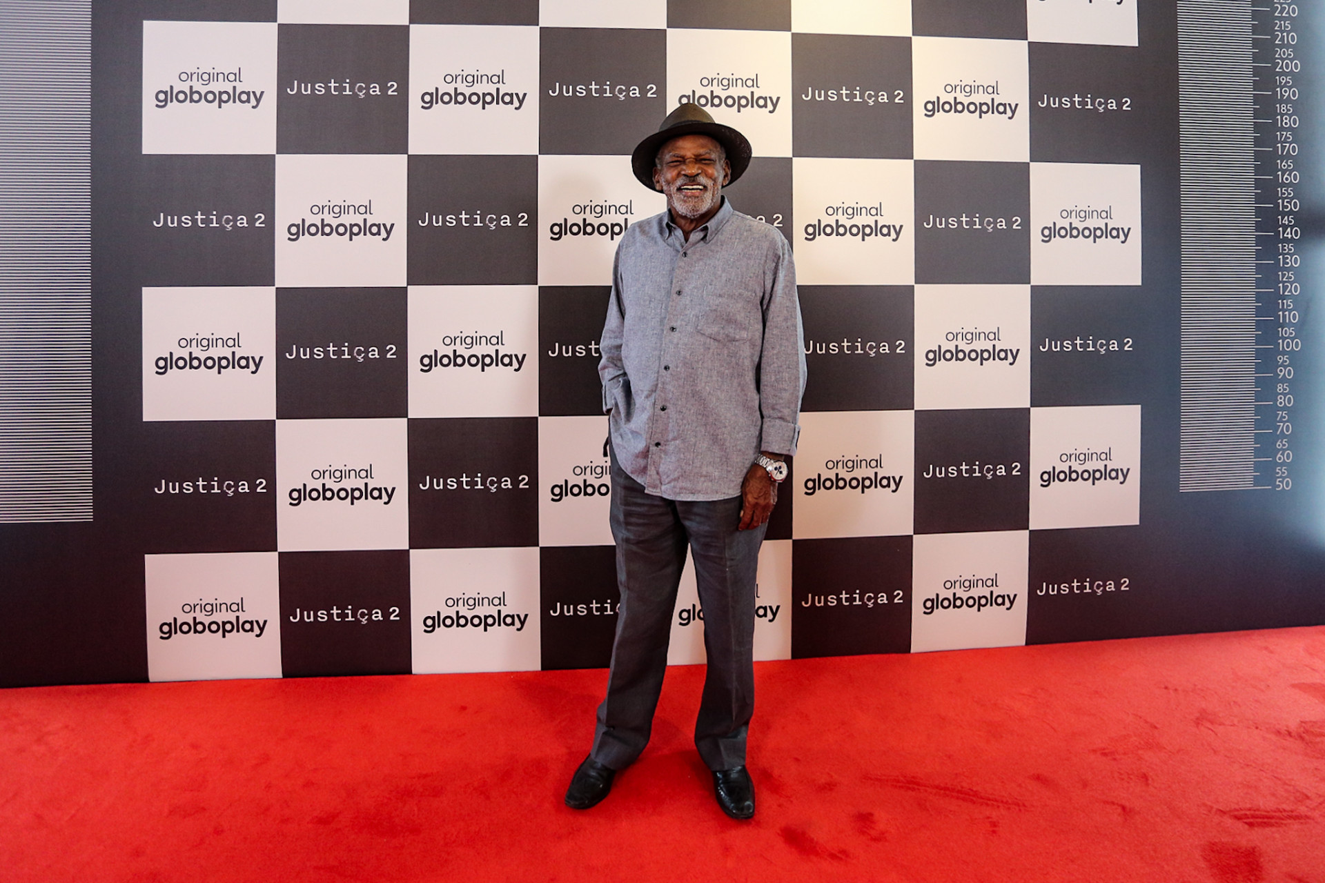 Antonio Pitanga marca presença no lançamento da série 'Justiça 2' - Victor Chapetta/ Agnews