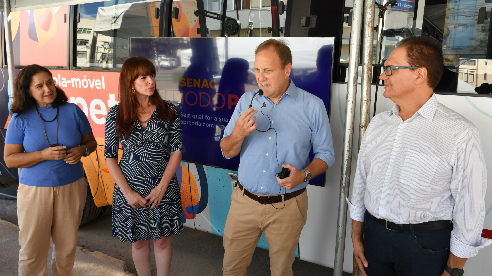 Abertura das ações da Escola Móvel Pet aconteceram nesta segunda-feira (8), na Praça Olímpica Luís de Camões - Gutto Rodrigues