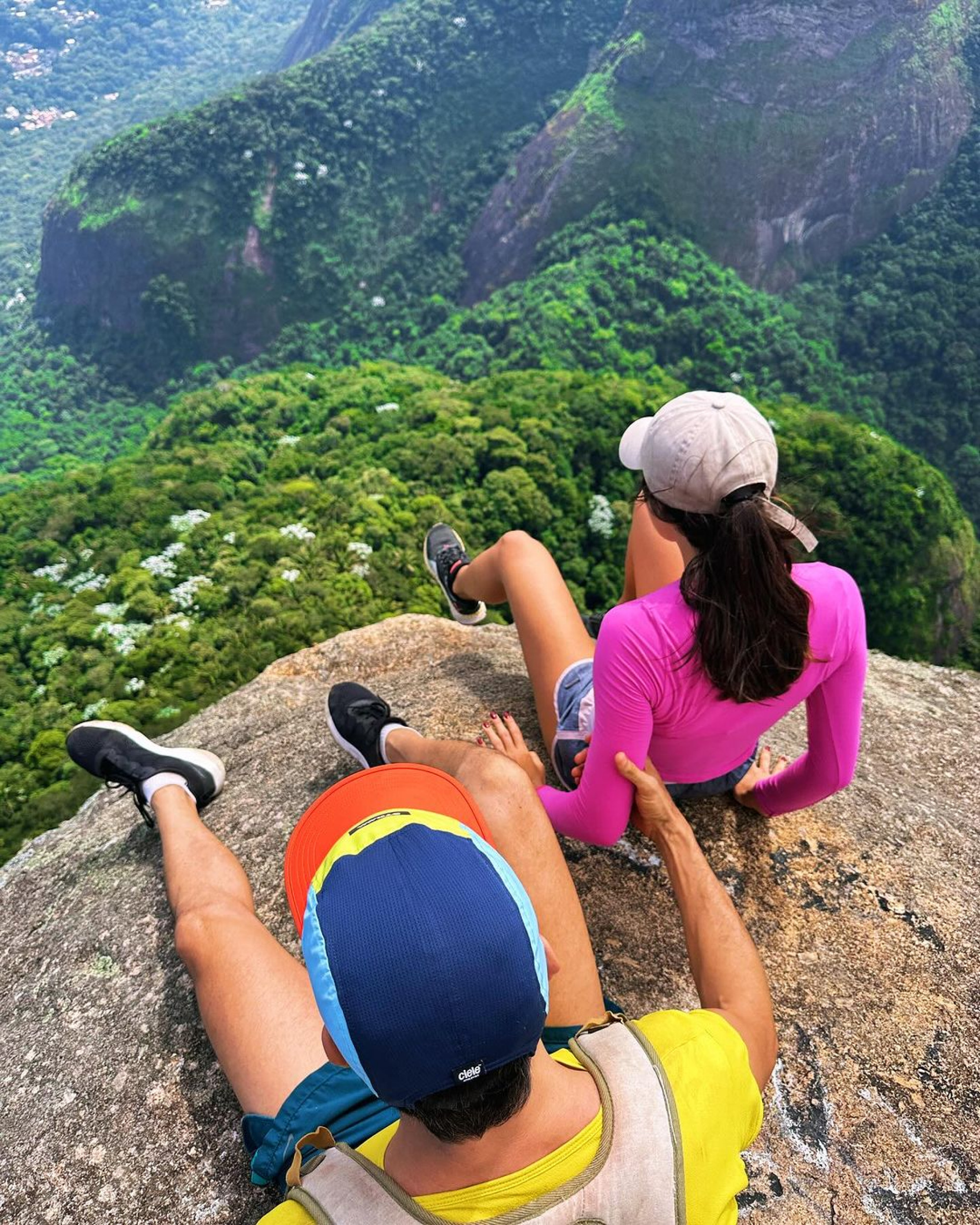 Mateus Solano faz trilha no Rio ao lado de Marcelo Adnet, Luan Argollo e Rayssa Bratillier - Reprodução / Instagram 