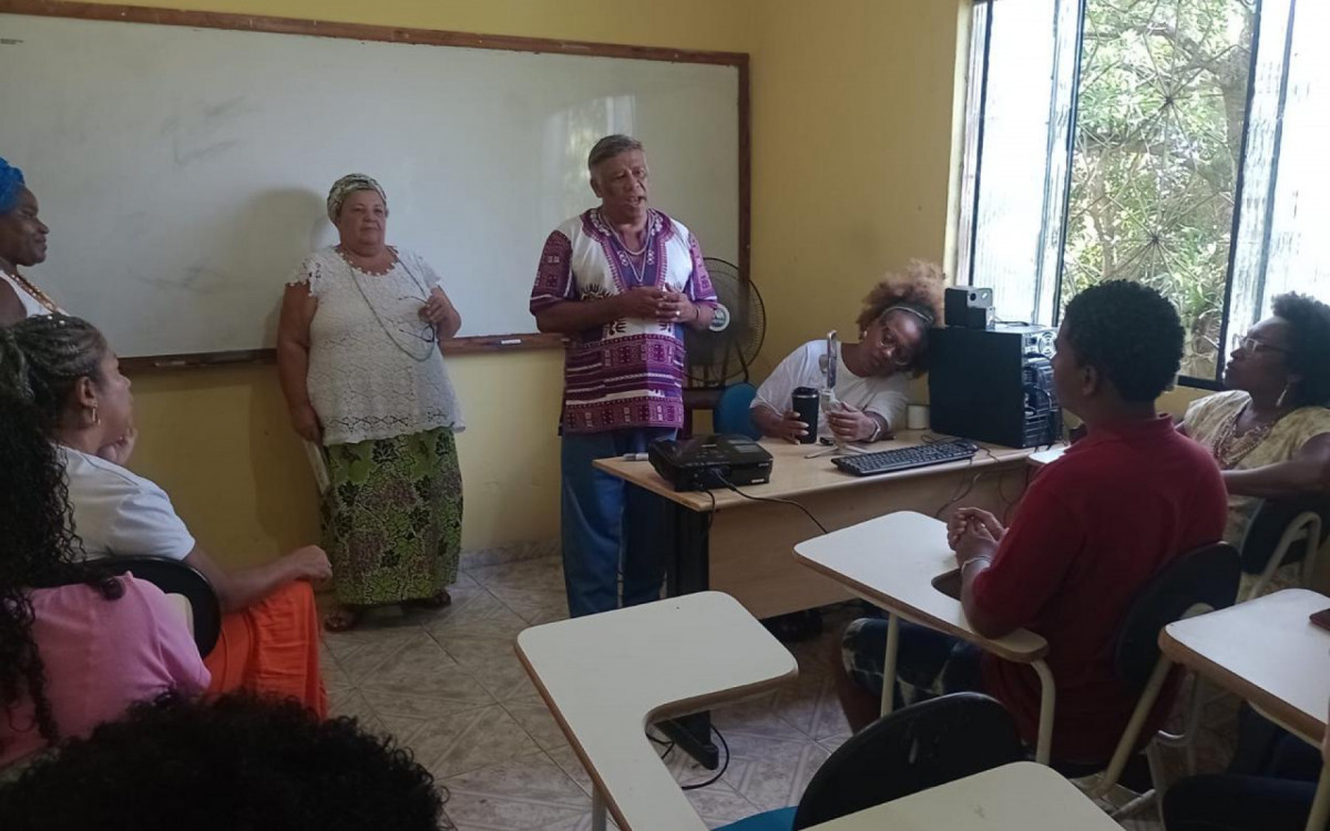 Quilombo em Mag&eacute; realiza aula inaugural de projeto social - Divulga&ccedil;&atilde;o