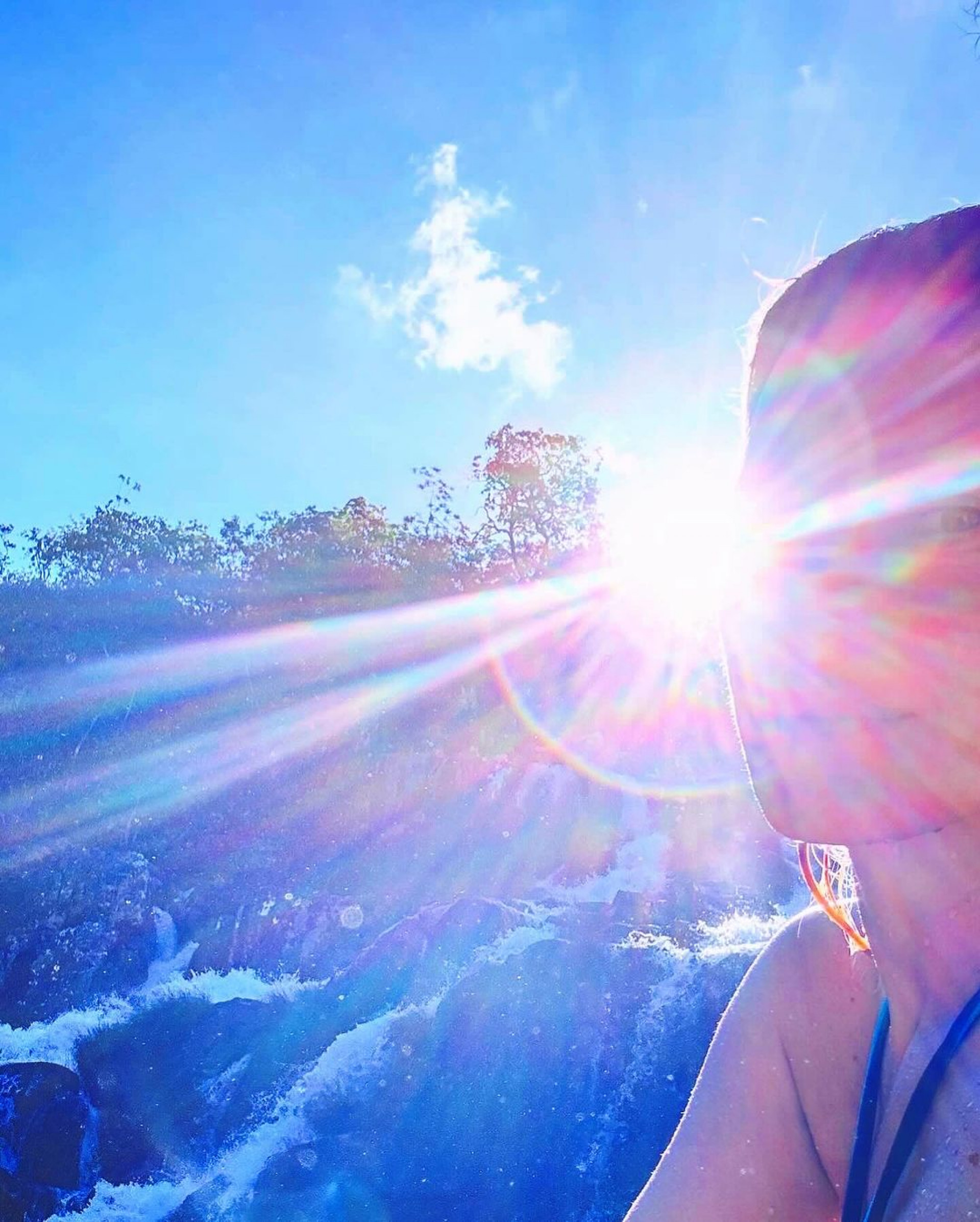 Caroline Dieckmann curte dia de cachoeira - Reprodução do Instagram