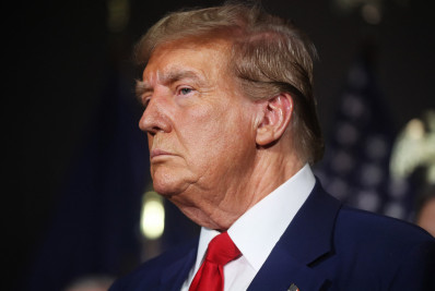 Trump prometeu a petroleiras revogar políticas ambientais de Biden