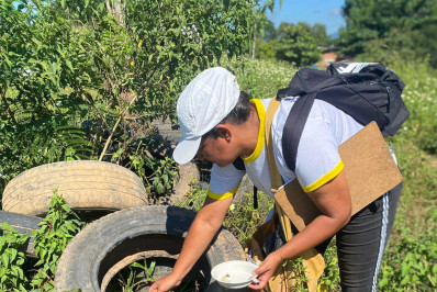 Combate à dengue: Vigilância Epidemiológica percorre bairros de Araruama levando orientações sobre a doença