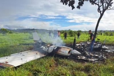 Avião clandestino vindo da Bolívia é interceptado pela FAB; suspeitos fogem após pouso forçado