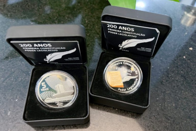 BC e Câmara lançam moeda comemorativa de 200 anos da 1ª Constituição do Brasil