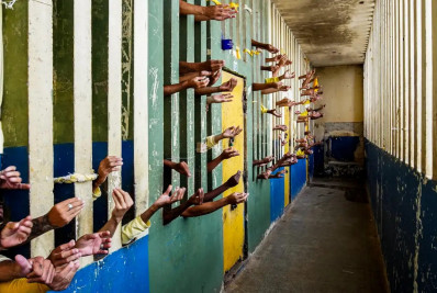 Superlotação, tortura, comida estragada e falta de água: veja a análise do CNJ sobre os presídios de Goiás