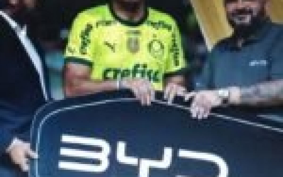 Patrocinadora responde Abel Ferreira ap&oacute;s t&eacute;cnico dizer que n&atilde;o curte carro el&eacute;trico