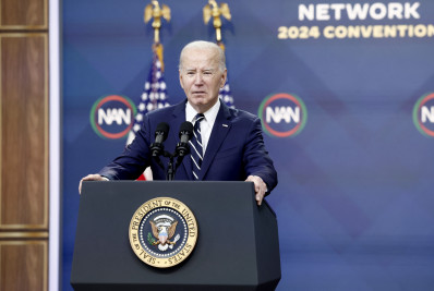 Biden diz que EUA estão trabalhando para fornecer assistência ao Brasil por enchentes no RS