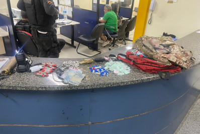 Homem é preso e adolescente apreendido por tráfico de drogas na Zona Oeste