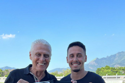 Orgulho e emoção: filho de Roberto Dinamite destaca legado deixado pelo pai