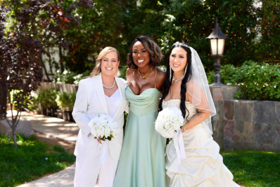 Adélia Soares é madrinha de casamento da DJ Carol Favaro em Las Vegas