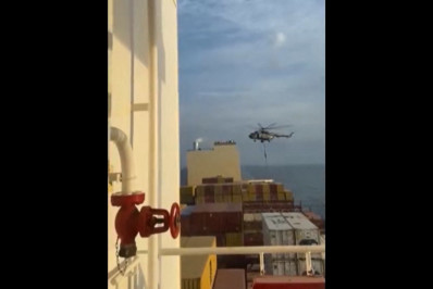 Irã intercepta navio 'vinculado' a Israel no Golfo