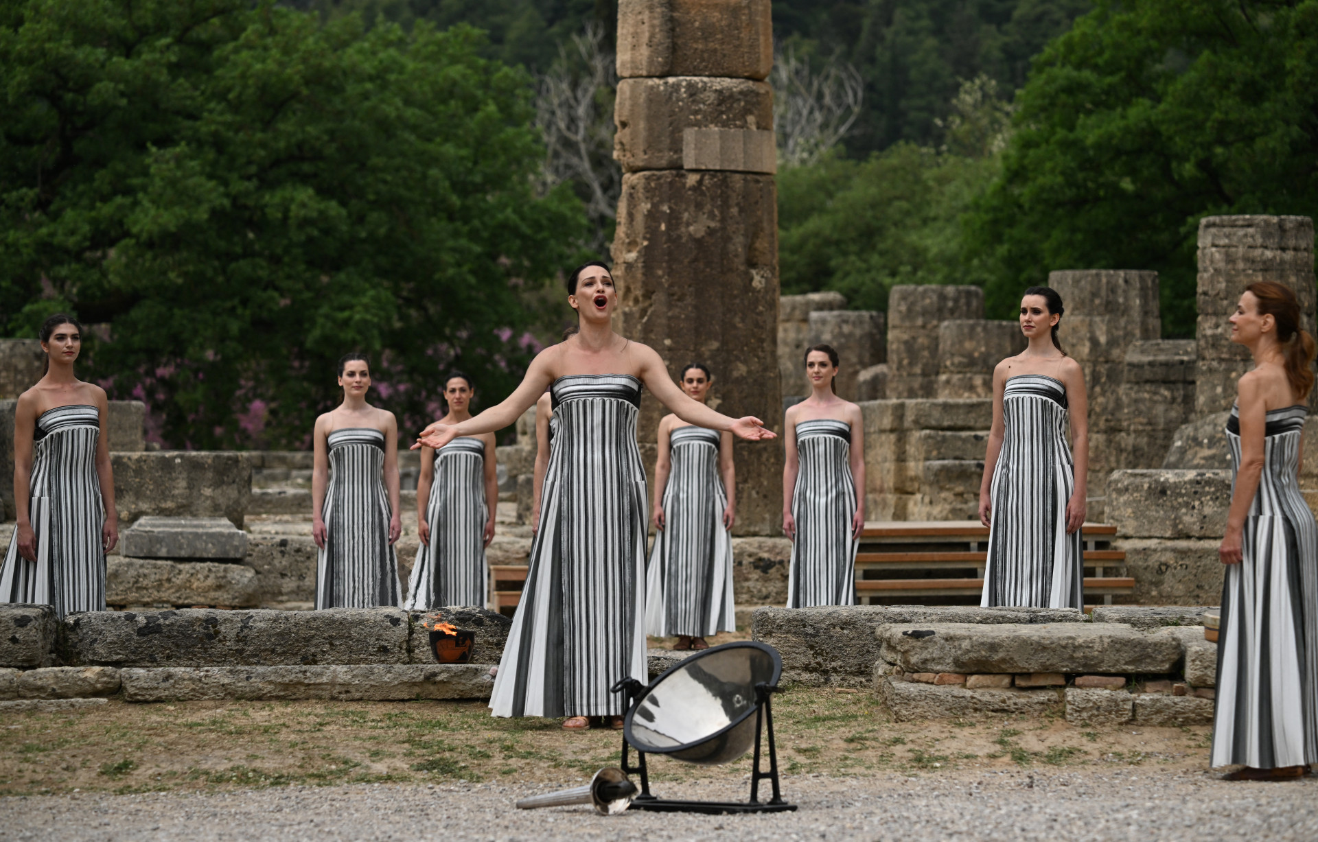 Chama olímpica foi acesa na Grécia - AFP