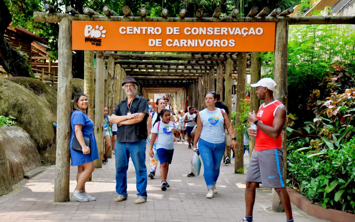 O Bioparque, na Quinta da Boa Vista atrai centenas de pessoas todos os dias