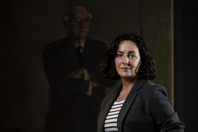 Prefeita de Amsterdã defende regular drogas pesadas para combater narcotráfico