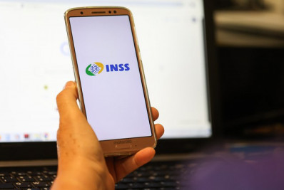 Beneficiários do INSS começam a receber o 13º salário a partir do dia 24