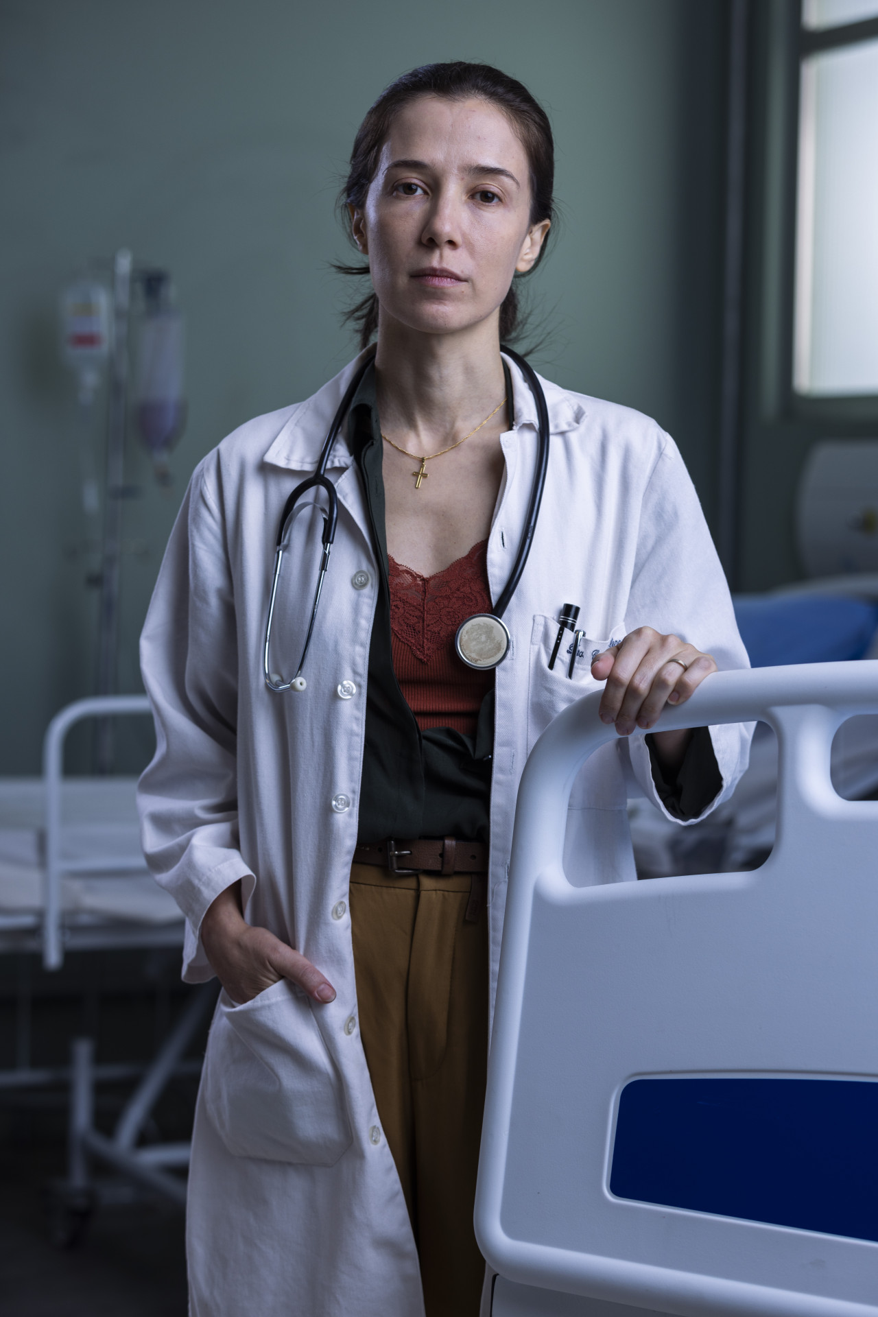 Marjorie Estiano vive a médica Carolina, que enfrentará um câncer de mama na nova temporada - Victor Pollak / TV Globo