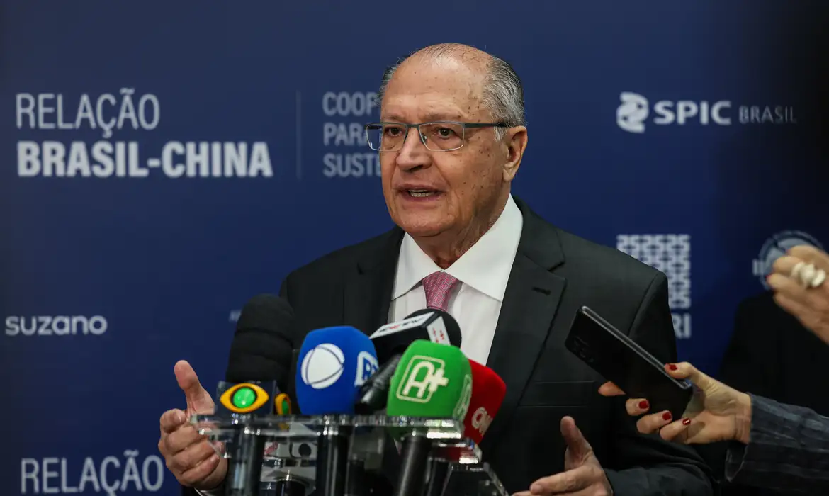 Alckmin defende Haddad após 'memes' sobre taxação viralizarem