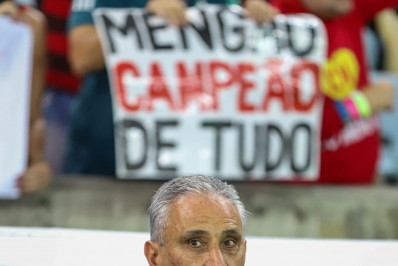 Tite analisa vitória do Flamengo sobre o São Paulo: 'Deveria ter sido mais elástico'