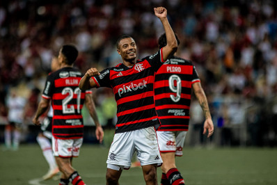 Flamengo volta a ocupar a liderança do Brasileirão após 115 rodadas