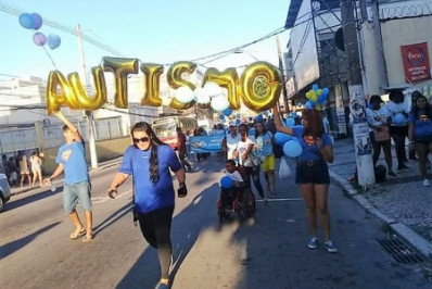 Caxias recebe caminhada pela conscientização do autismo