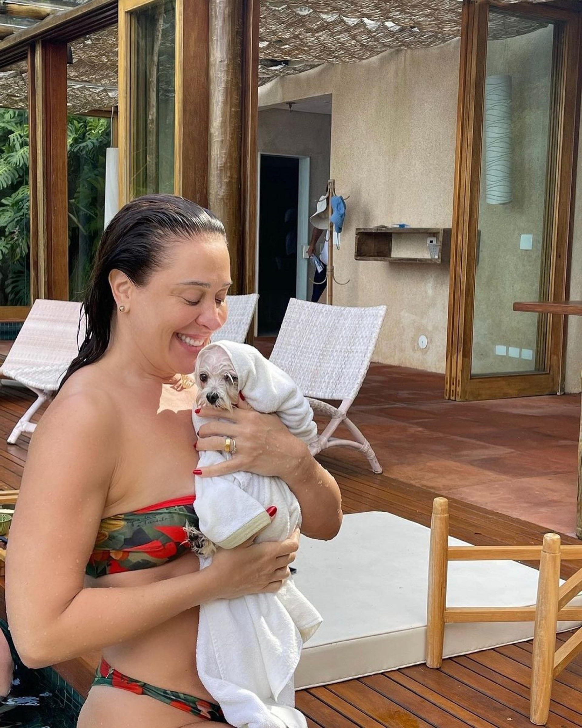 Claudia Raia lamenta morte de cachorro de estimação - Reprodução