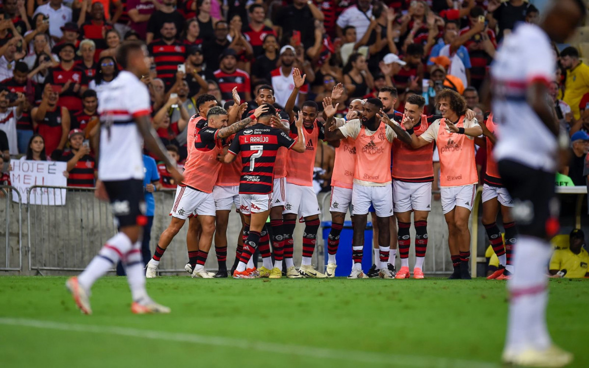 Flamengo venceu o São Paulo