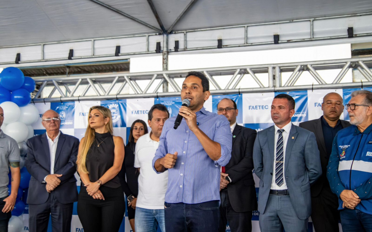 O prefeito Abraãozinho salientou a importância do polo de ensino no município