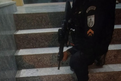 PM apreende adolescente por tráfico de drogas no bairro Novo Horizonte em Araruama